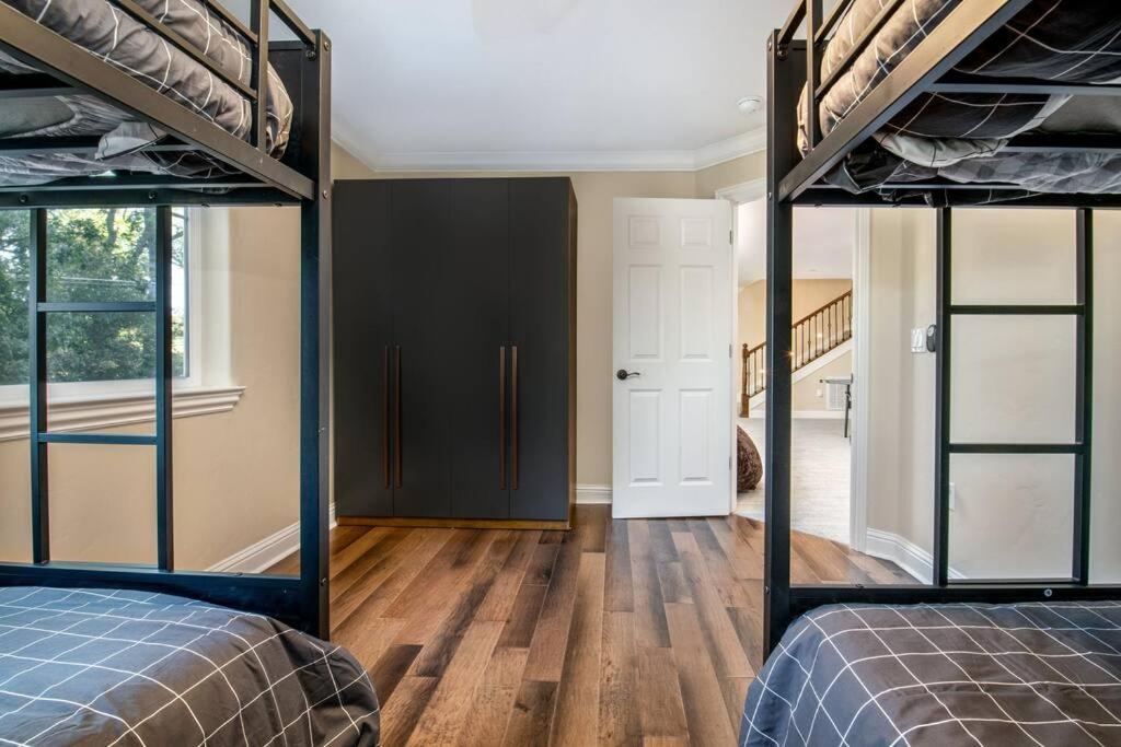 New Luxury Lake House In Pine Mountain Lake Close To Yosemite! Perfect For All Seasons! Great For Retreats, Getaways, Celebrations, And More! Groveland Ngoại thất bức ảnh